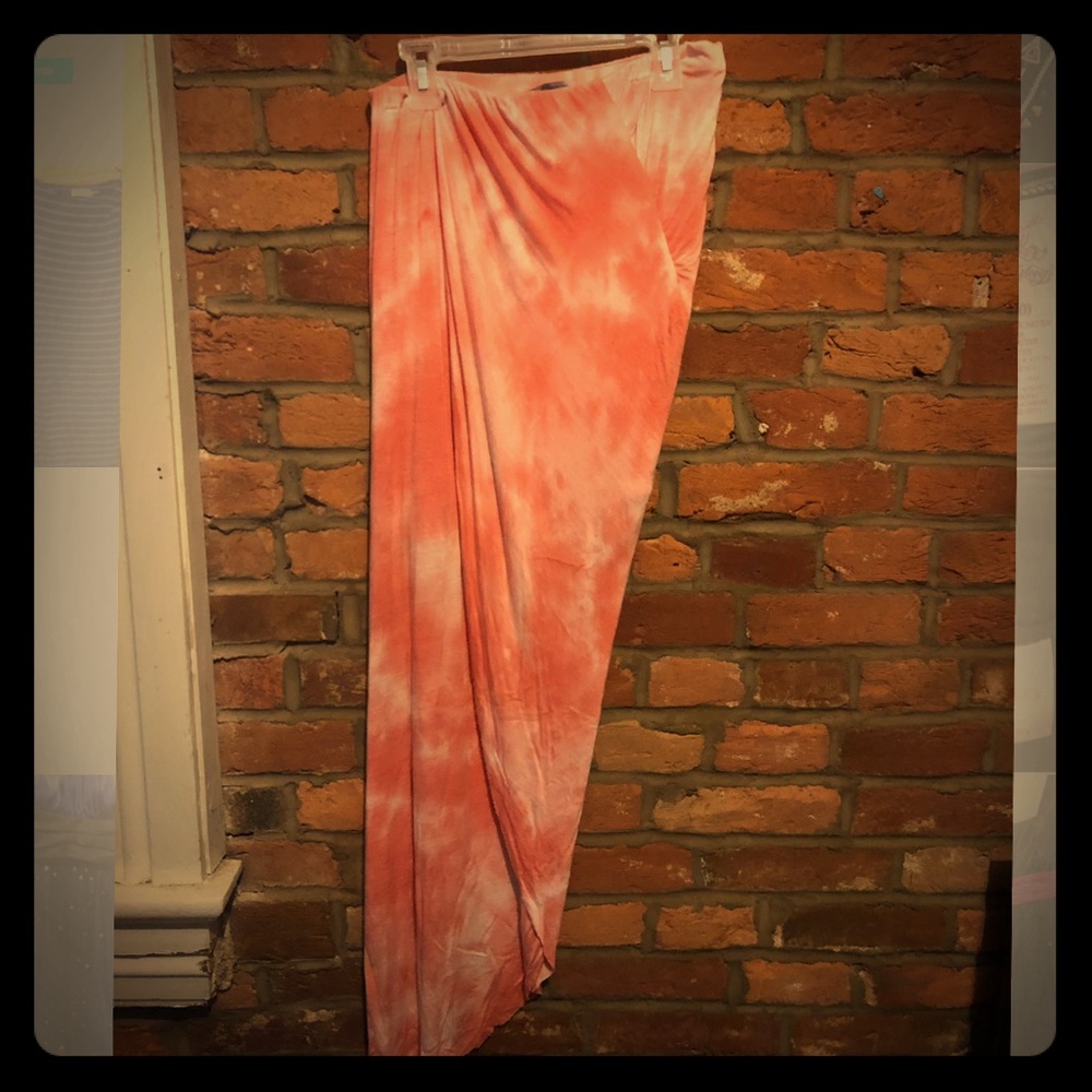 Charolette Russe Skirt, size medium